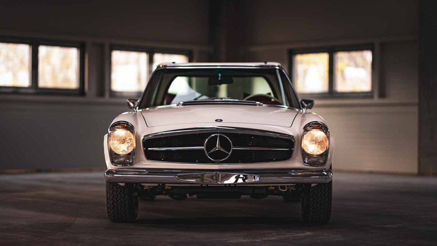 Mercedes 280SL “Pagoda”
