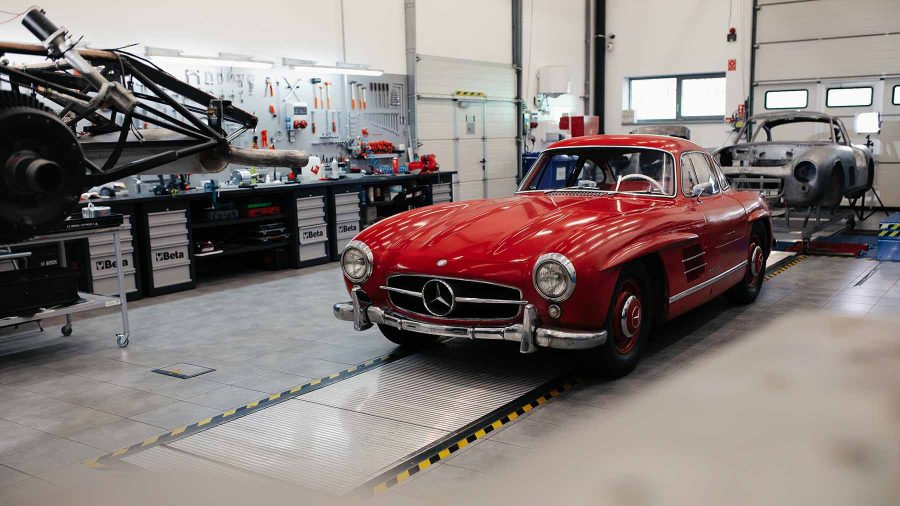 Mercedes 300SL Coupé (“Gullwing”)